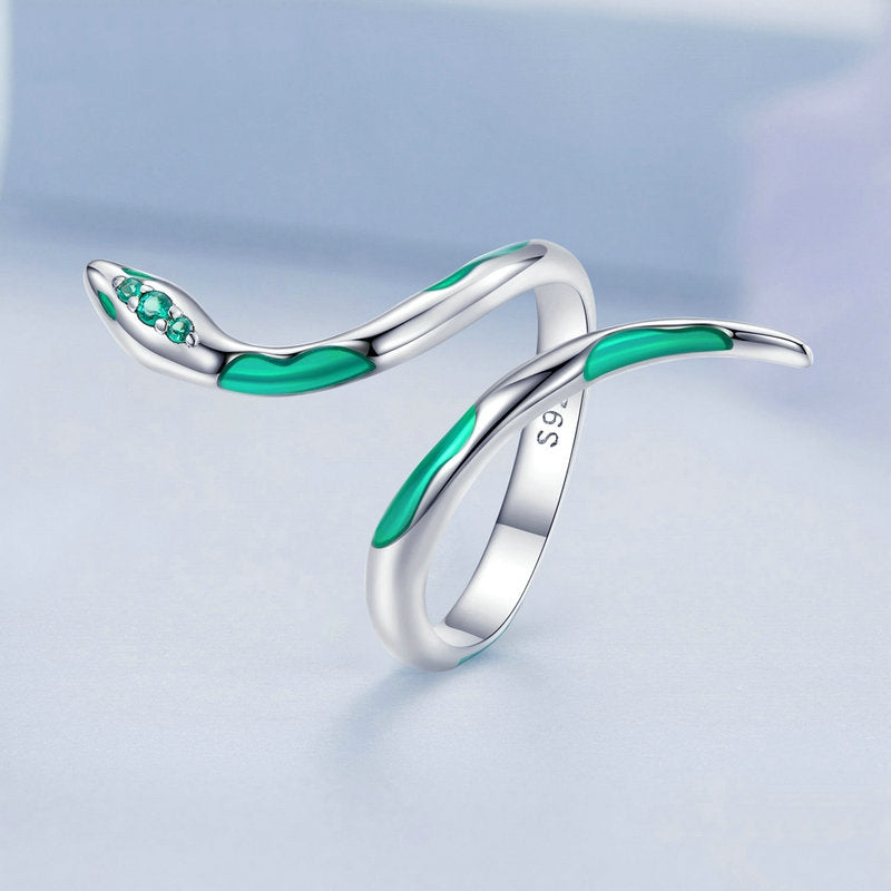 Green Snake Ring